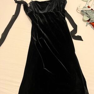 Elegant Black Velvet Dress